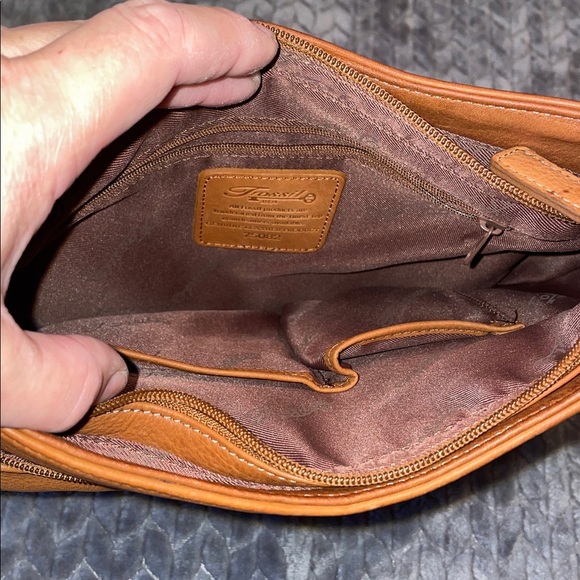 Fossill Vintage Brown Pebbled Leather Shoulder Bag.  Multiple compartments. - Picture 8 of 16